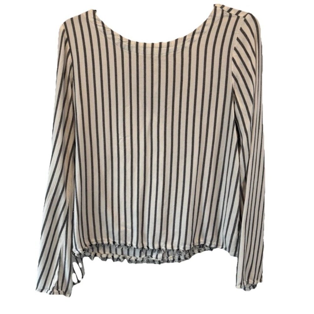 Cloth & Stone Bell Sleeve Black White Striped Raw Hem Back‎ Button Detail Top S